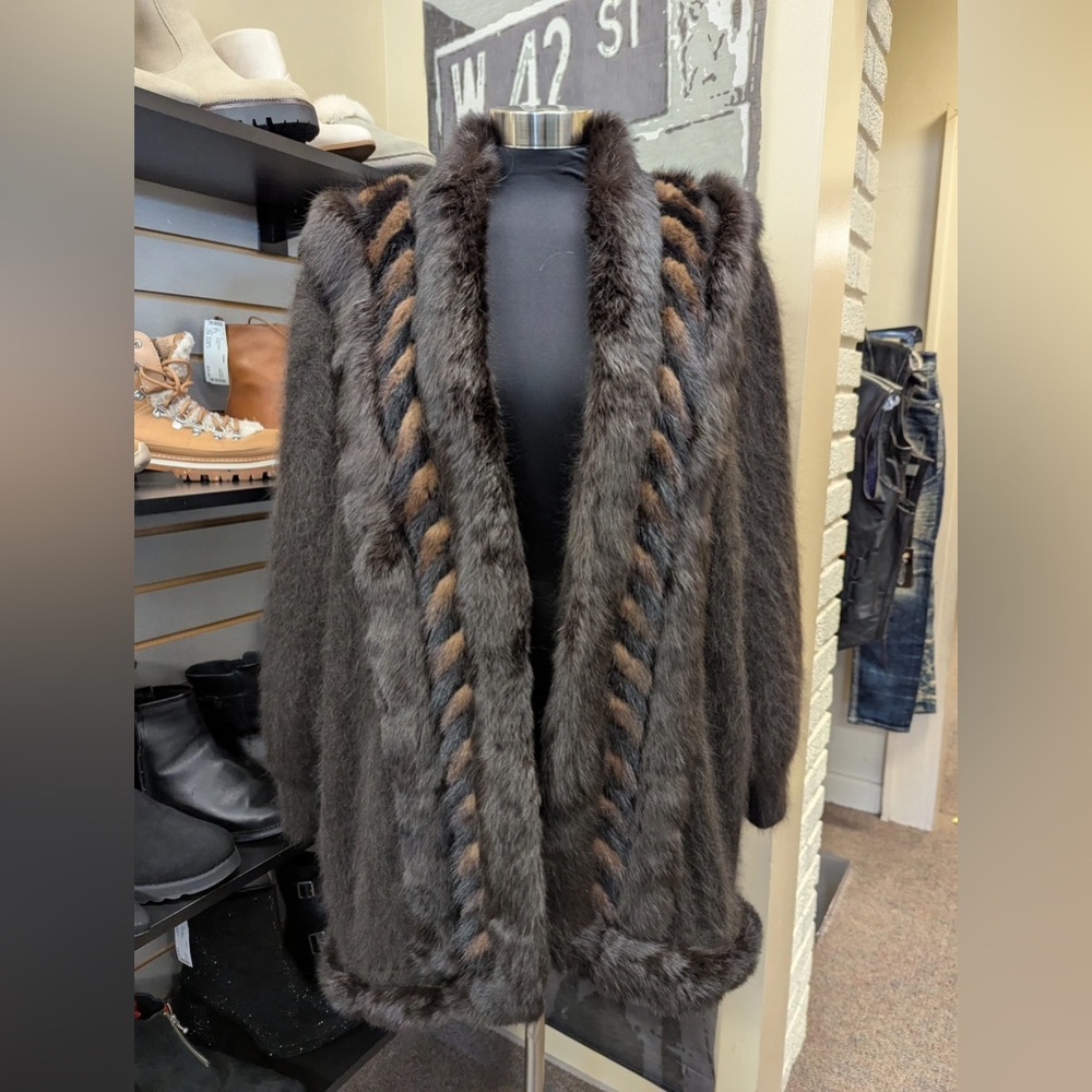 Radzoli Coat in Angora & Rabbit